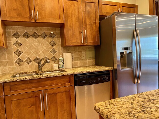 Foto del edificio - 4545 Wornall Rd