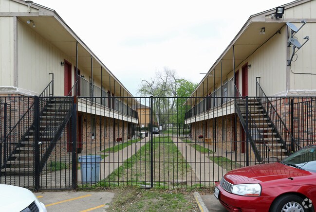 Foto del edificio - The Debutante Apartments