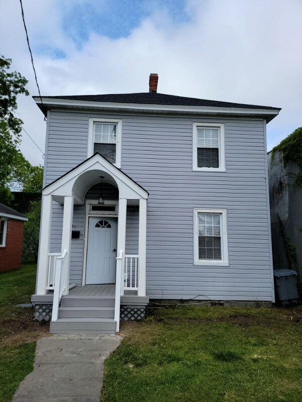 Foto principal - 607 Washington St
