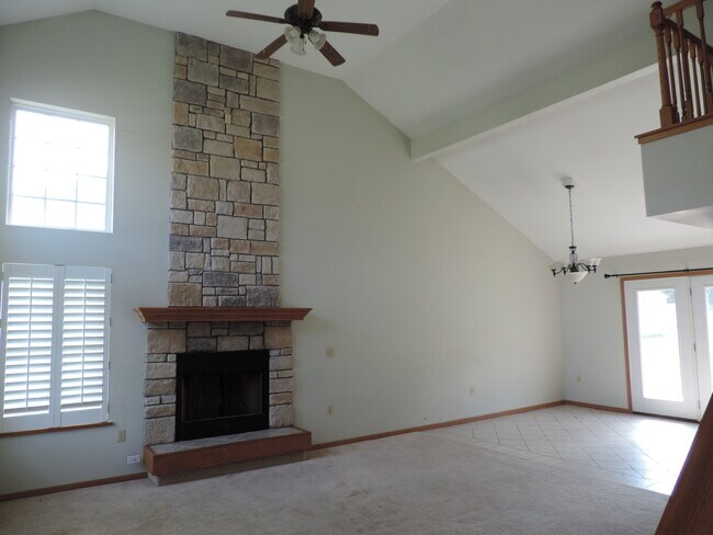 Building Photo - 130 NW 171 Rd