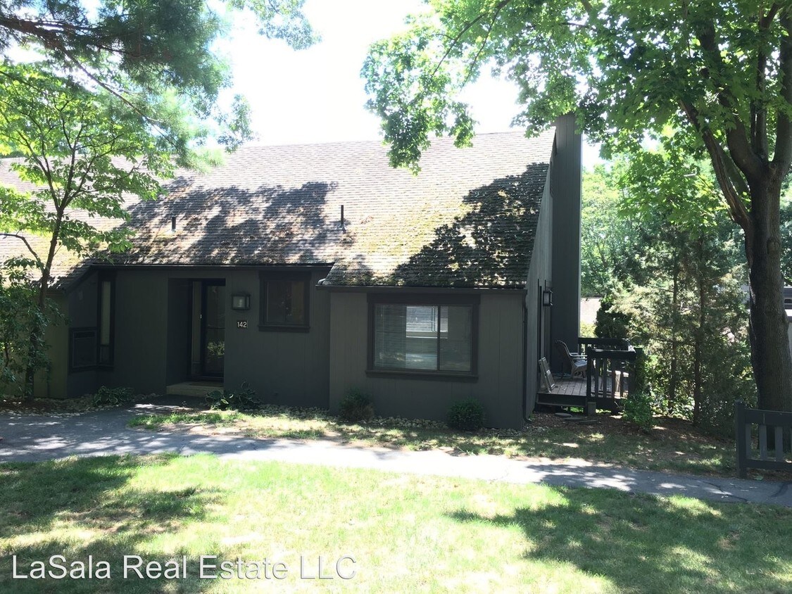 142 Mallard Dr, Avon, CT 06001 House Rental in Avon, CT