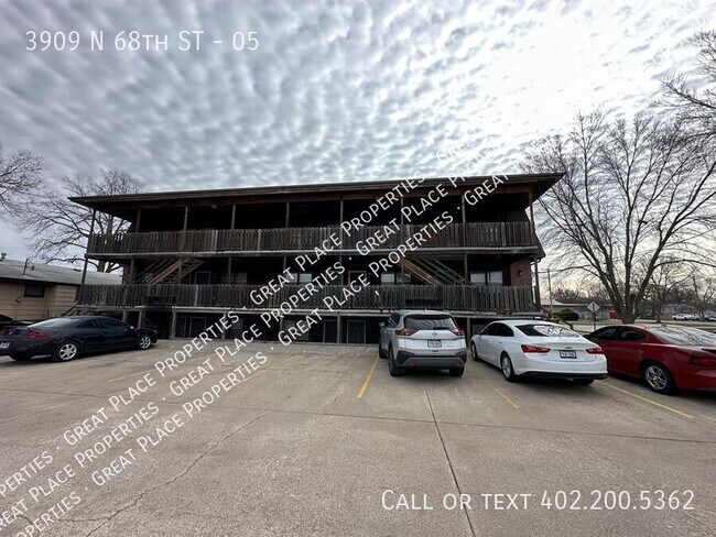 Foto del edificio - 3909 N 68th St