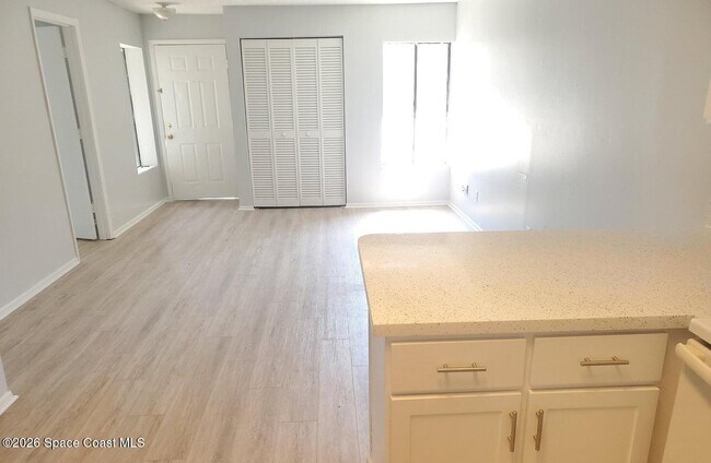 Foto del edificio - 499 Thor Ave SE