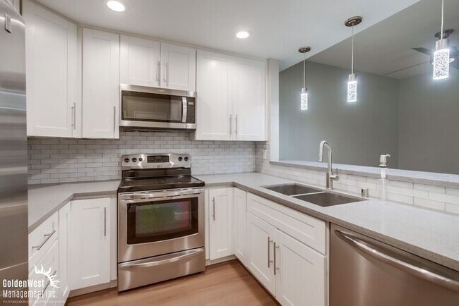 Foto del edificio - Updated 2Bdm 2Ba Condo in the Creekwood at River Run Community
