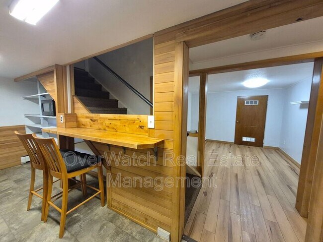 Foto del edificio - 1403 Valarian St