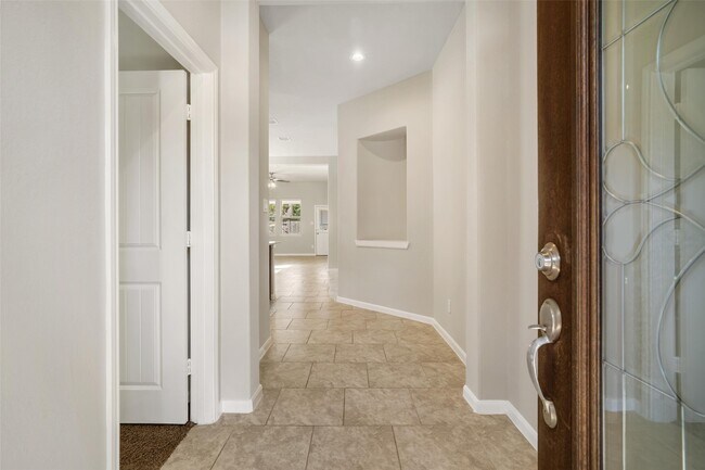 Foto del edificio - 2722 Kaman Ln