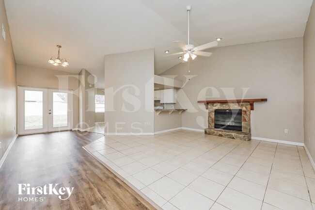 Building Photo - 4718 Westwind Dr