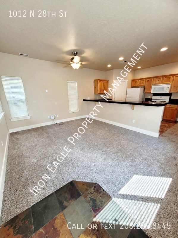 Foto del edificio - 1012 N 28th St