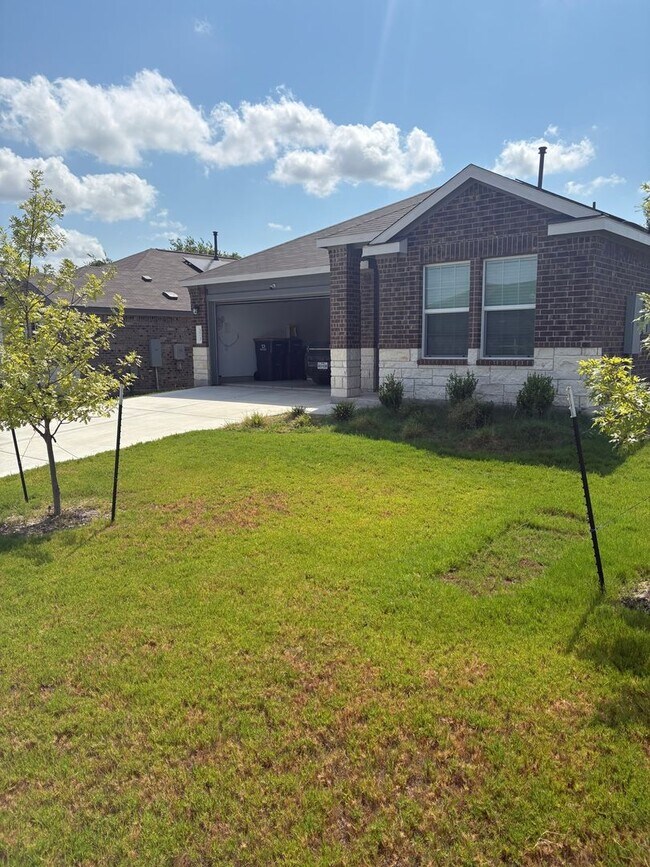 Building Photo - 373 Sonterra Dr