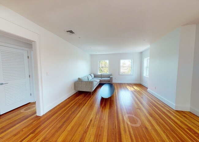 Foto del edificio - 15 Colbourne Cres