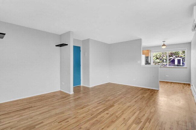 Sala de estar - 21 N Washington St