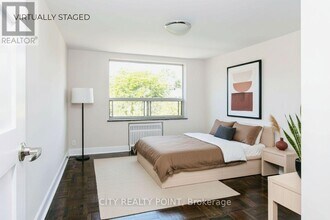 Building Photo - 990 Avenue Rd