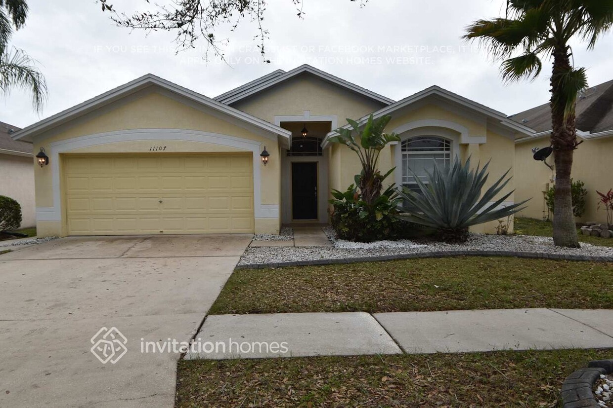 Foto principal - 11107 Silver Dancer Dr