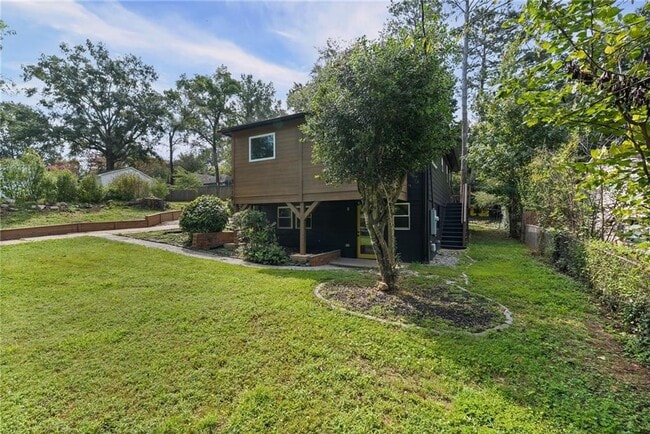 Building Photo - 3119 Piper Dr