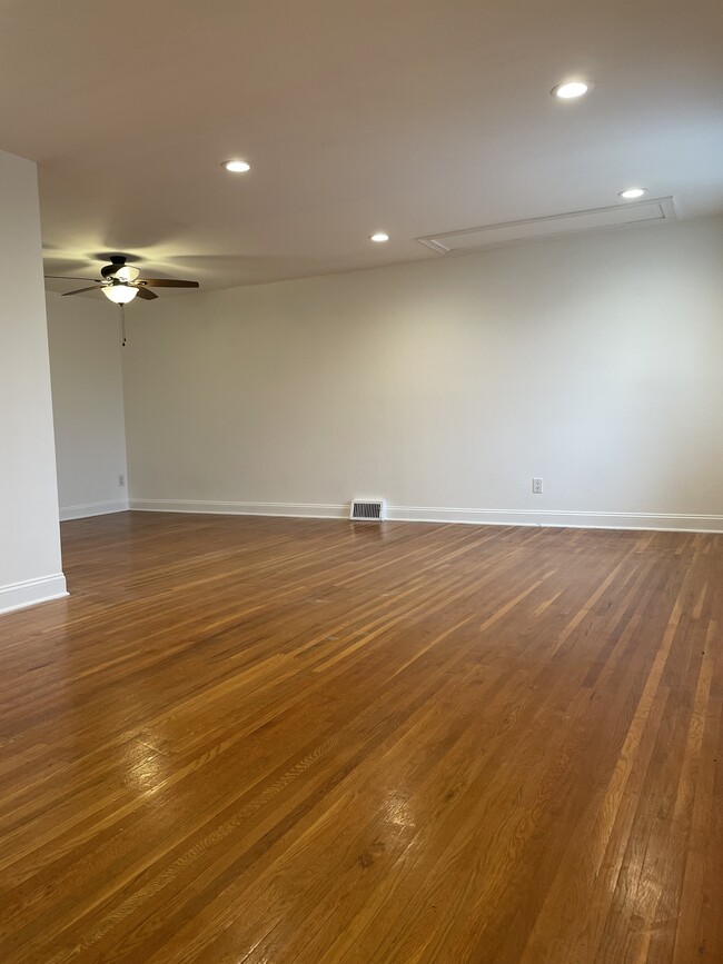 Dining Room - 1930 President St