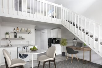 Building Photo - Lofts at Baymeadows – Studio & Loft Living with Pool, Pickleball & Resort Amenities - Utilities I...