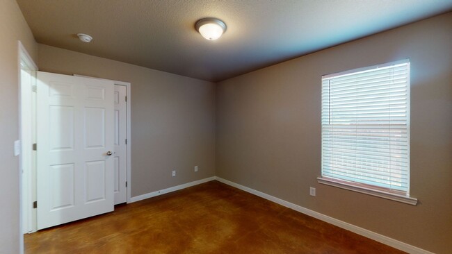 Building Photo - DUPLEX IN HARKER HEIGHTS!!!