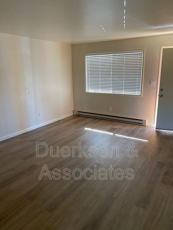 2750 SW Morris Ave Unit 2, Corvallis, OR 97333 Condo for Rent in