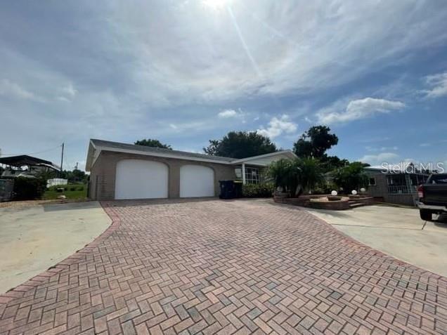 Building Photo - 1326 Lake Ariana Blvd