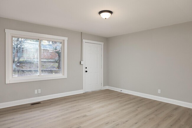 Foto del edificio - 3649 Tanaka Trail