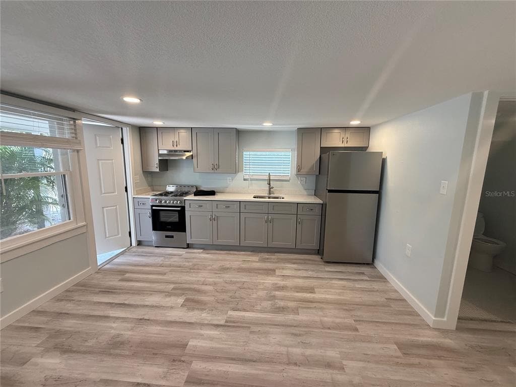 Foto principal - 41 84th Ave