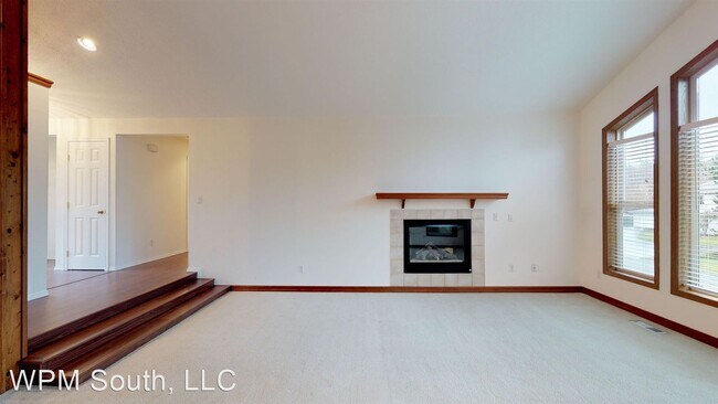 Building Photo - 4 br, 2 bath House - 4920 Wa Tau Ga Ave NE