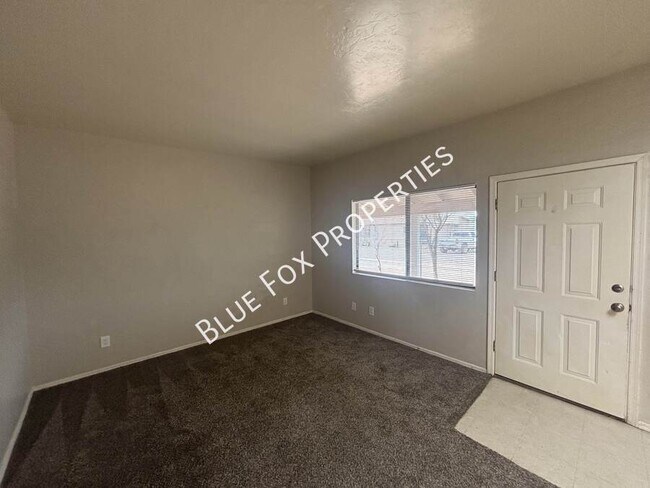 Foto del edificio - 110 W Delano St