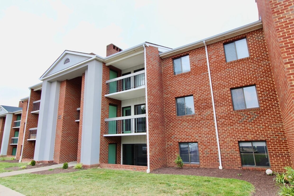 Photo - Two bedroom condo for rent! - 1030-8 Blue Ridge Drive