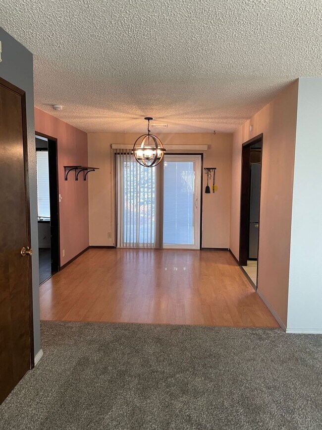 Foto del edificio - 1/2 Off First Full Months Rent w/ 12m Leas...