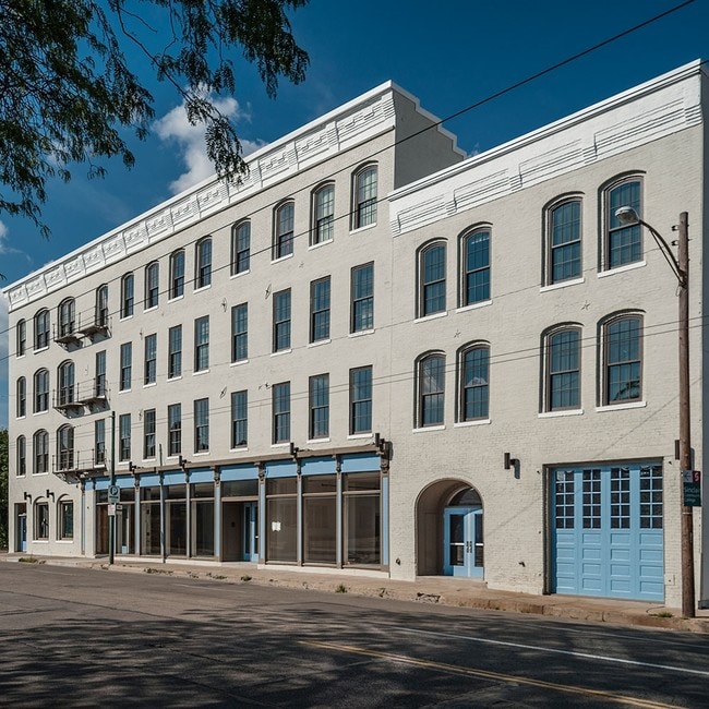 Wheelhouse Lofts Apartments in Dayton, OH
