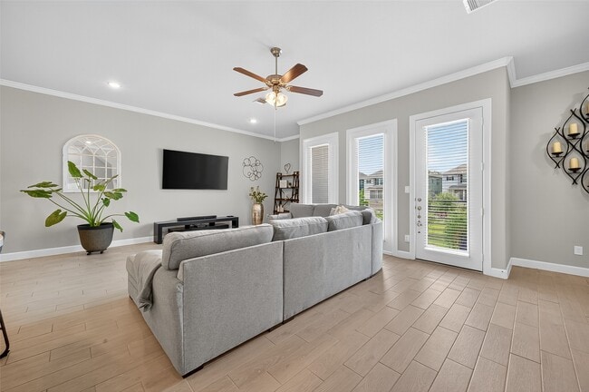 Foto del edificio - 2013 Kirby Landing Dr