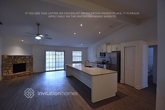 Foto del edificio - 12454 Rochford Ln