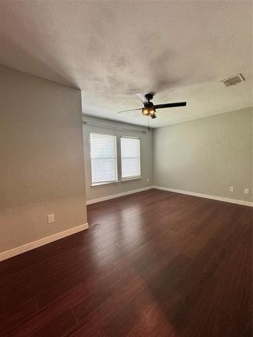 Building Photo - 203 Kissimmee Dr
