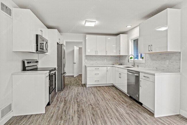 Foto del edificio - 7331 SW Oak St