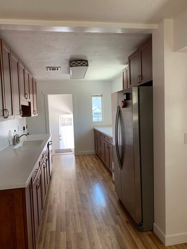Foto del edificio - 544 Wilmington Ave