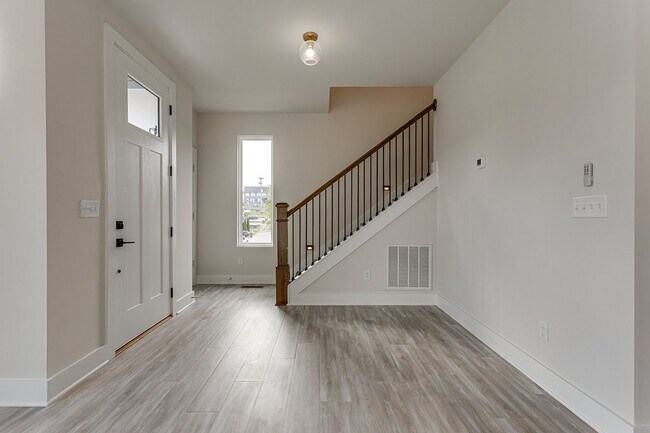 Building Photo - 1715 Kellow St