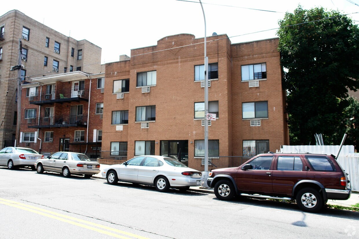 Foto del edificio - 3514 149th St