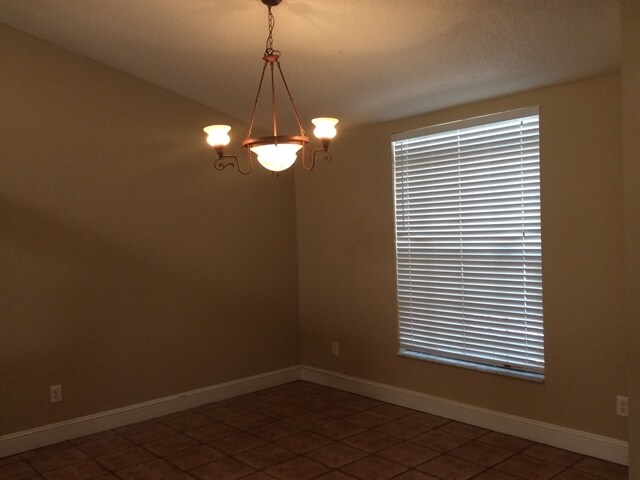 Foto del edificio - 12716 Forestedge Cir