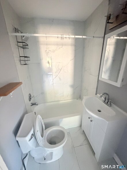 Foto del edificio - 32 Alstrum St