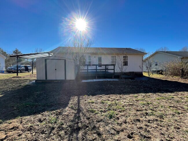 Building Photo - 807 Carbondale Dr