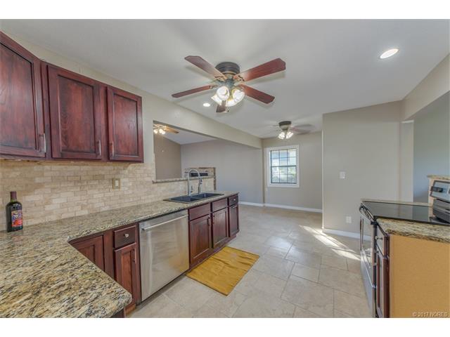 Foto del edificio - 5709 E 31st St