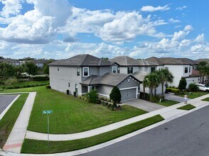 Building Photo - 1368 Blue Stem Ln