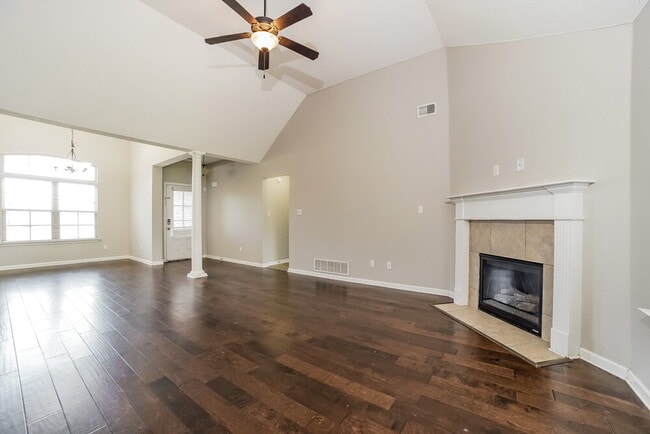 Building Photo - 4721 Shinault Ln