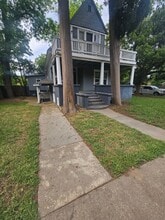 Building Photo - 202 W 2nd Ave