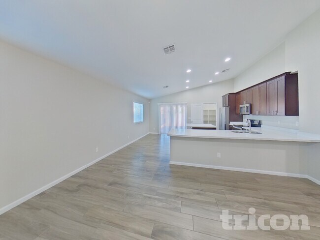 Foto del edificio - 2854 E Roeser Rd