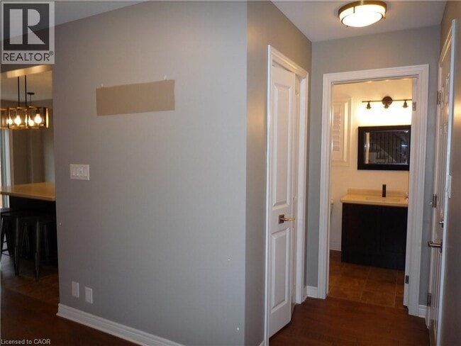 Building Photo - 8607 Jennifer Cres