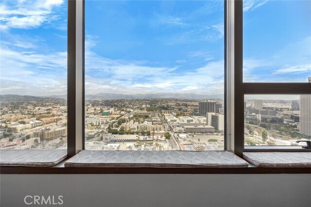 Foto del edificio - 1100 Wilshire Blvd