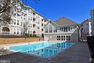 Building Photo - 4551 Strutfield Ln