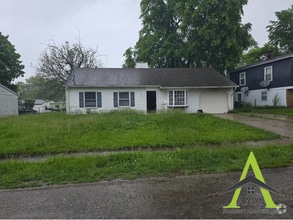 Building Photo - 8302 Laughlin Dr