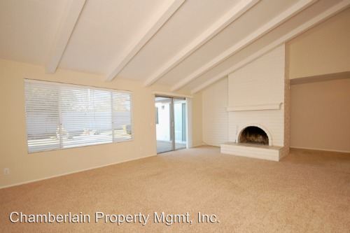 Building Photo - 2630 Abedul St